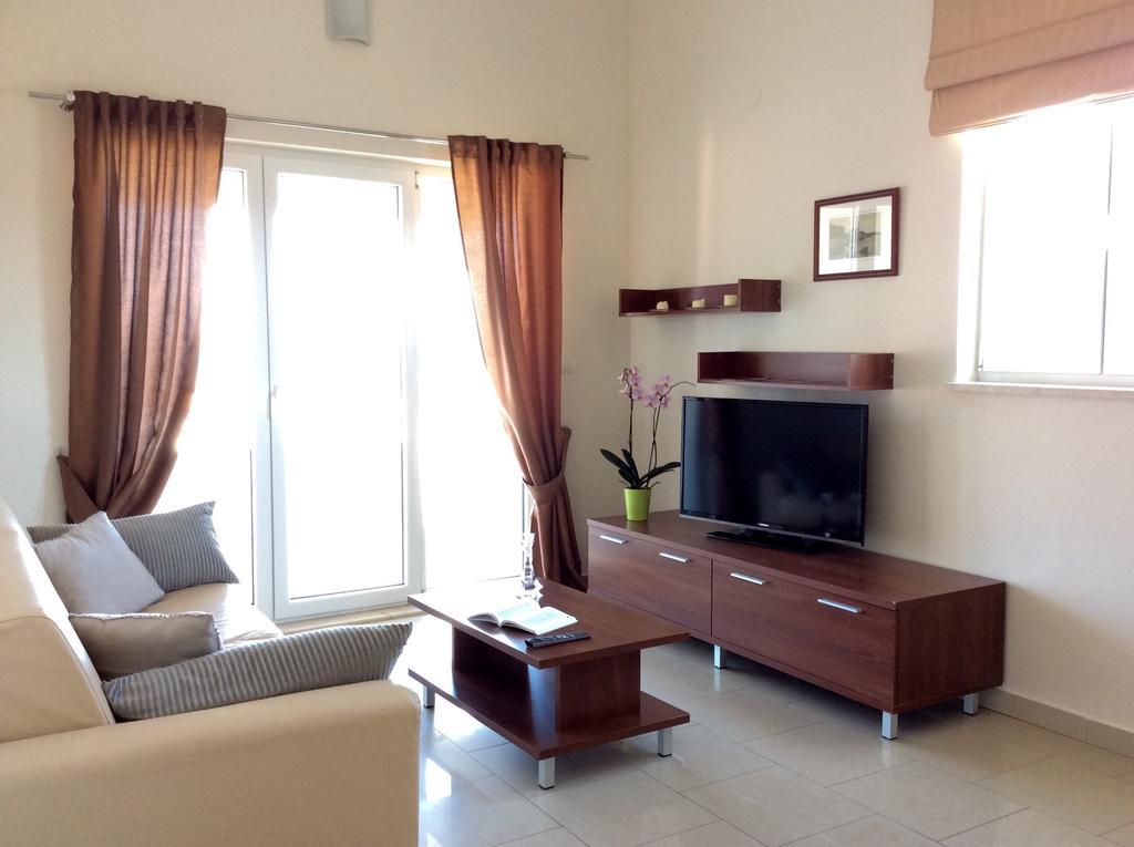 Apartments Kovacic Malinska Habitación foto